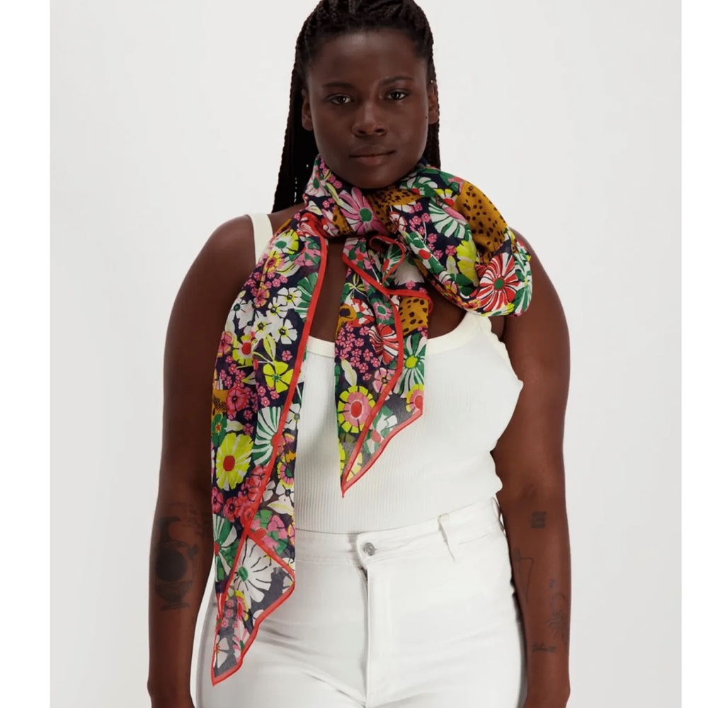 NWT Inoui Editions Cotton Pampa Scarf/Sarong in Navy Combo